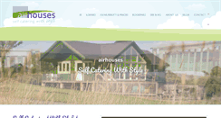 Desktop Screenshot of airhouses.com